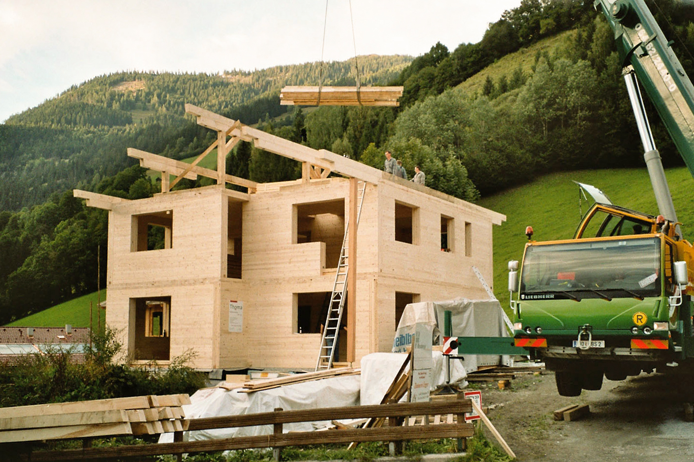 Montage-Holz100-Haus